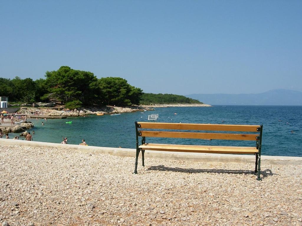 Guest House Katarina Malinska Εξωτερικό φωτογραφία