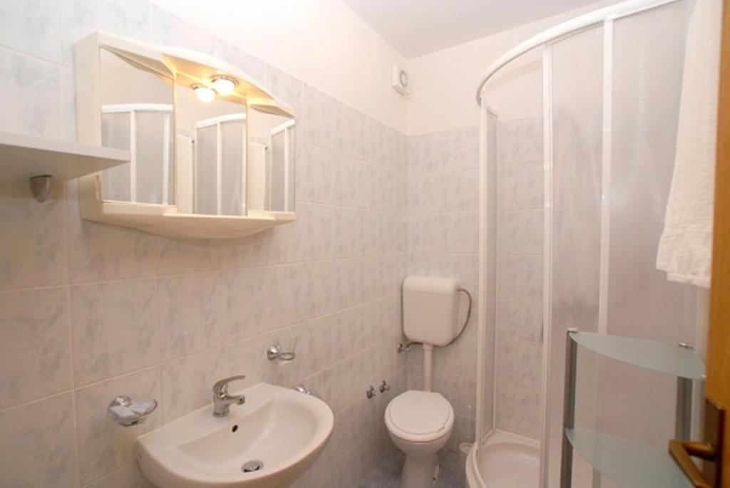 Guest House Katarina Malinska Δωμάτιο φωτογραφία