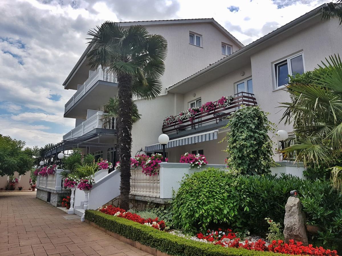 Guest House Katarina Malinska Εξωτερικό φωτογραφία